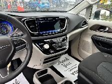 2023 Chrysler Grand Caravan SXT Minivan - Photo 26