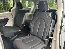 2023 Chrysler Grand Caravan SXT Minivan - Photo 36