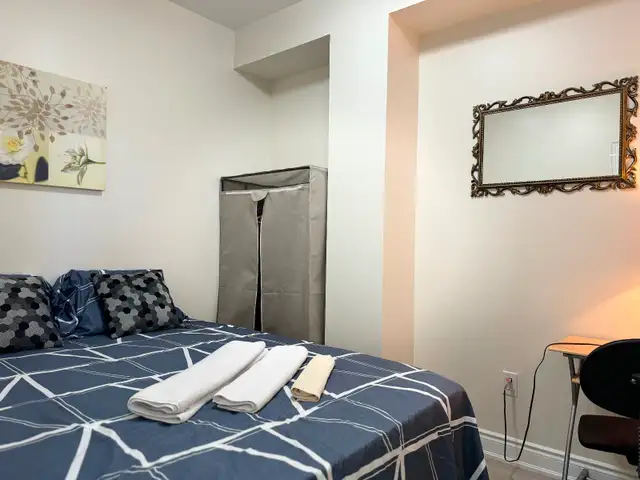 Room for rent Furnished  (437) 779-9290