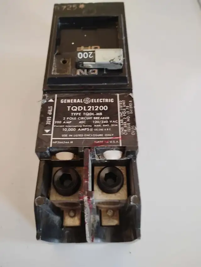 Recherche main breaker 150 ou 200 amp general electric a prix ra