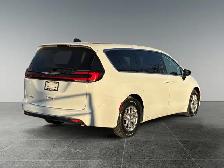 2024 Chrysler Pacifica Touring-L - Photo 7