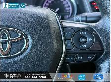 2019 Toyota Camry LE - Mint Condition - Photo 14