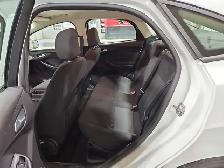 2015 Ford Focus - Photo 11