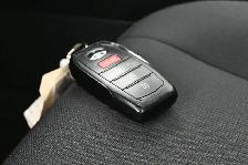 2025 Toyota Corolla LE UPGRADE - SUNROOF - ALLOYS 46,975 km | Cl - Photo 18