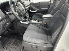2022 Nissan Frontier SV Crew Cab Mags 4x4 - Photo 14