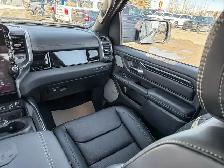 2026 Ram 1500 Sport Night Crew 4x4 Hemi Adaptive Cruise Control - Photo 27