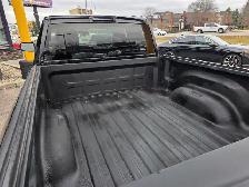 2012 RAM 1500 4WD 140.5' ST- No Accidents- 4x4- LOW KM-Bed Liner - Photo 8