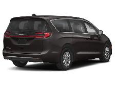 2023 Chrysler Pacifica Touring L Touring L AWD - Photo 2