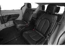 2023 Chrysler Pacifica Touring L Touring L AWD - Photo 10