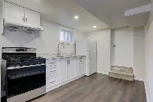 Raised Basement Apartment at Yonge and Davis Newmarket - Photo 4