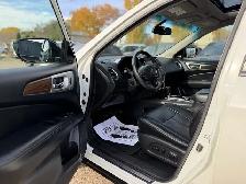 2017 Nissan Pathfinder - Photo 11