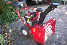 Souffleuse à neige Troy-Bilt 24 po