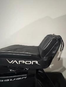 hockey Goalie gear. Pads, skates, chest protector etc.. - Photo 2