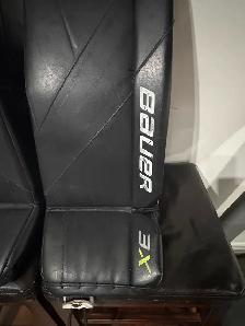 hockey Goalie gear. Pads, skates, chest protector etc.. - Photo 3
