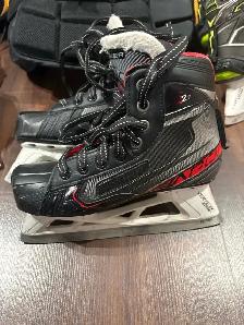 hockey Goalie gear. Pads, skates, chest protector etc.. - Photo 7
