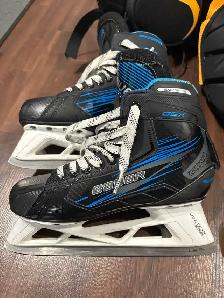 hockey Goalie gear. Pads, skates, chest protector etc.. - Photo 8