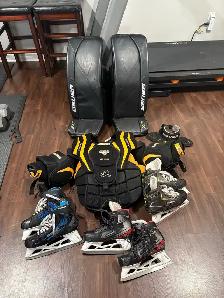 hockey Goalie gear. Pads, skates, chest protector etc.. - Photo 9