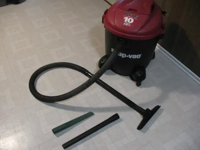 Large 10 Gallon Wet/Dry Shop Vac