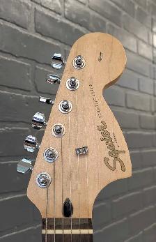 Fender Stratocaster Affinity series - Photo 4