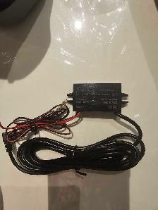 Tracki TRK-UNC-101 Vehicle Marine Kit Power Supply