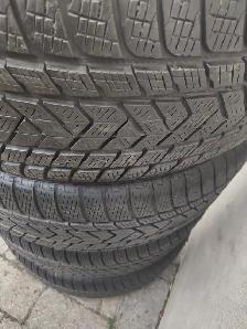 275-50R21x4 pneus hiver Pirelli Scorpion. Excellent état - Photo 2