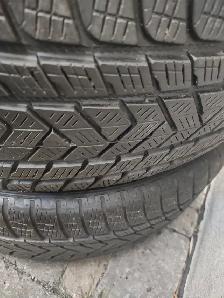 275-50R21x4 pneus hiver Pirelli Scorpion. Excellent état - Photo 4
