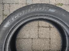 275-50R21x4 pneus hiver Pirelli Scorpion. Excellent état - Photo 6