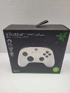 Razer Wolverine V3 Pro Xbox Esports Gaming controller NEW