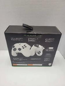 Razer Wolverine V3 Pro Xbox Esports Gaming controller NEW - Photo 2