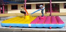 jeux gonflable gladiateur