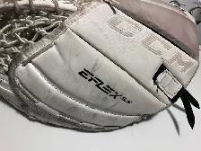 Youth Hockey Goalie Gloves - Photo 3