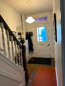 Beautiful Full House Rental - Photo 8