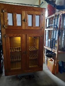 SOLID OAK ANTIQUE ICEBOX