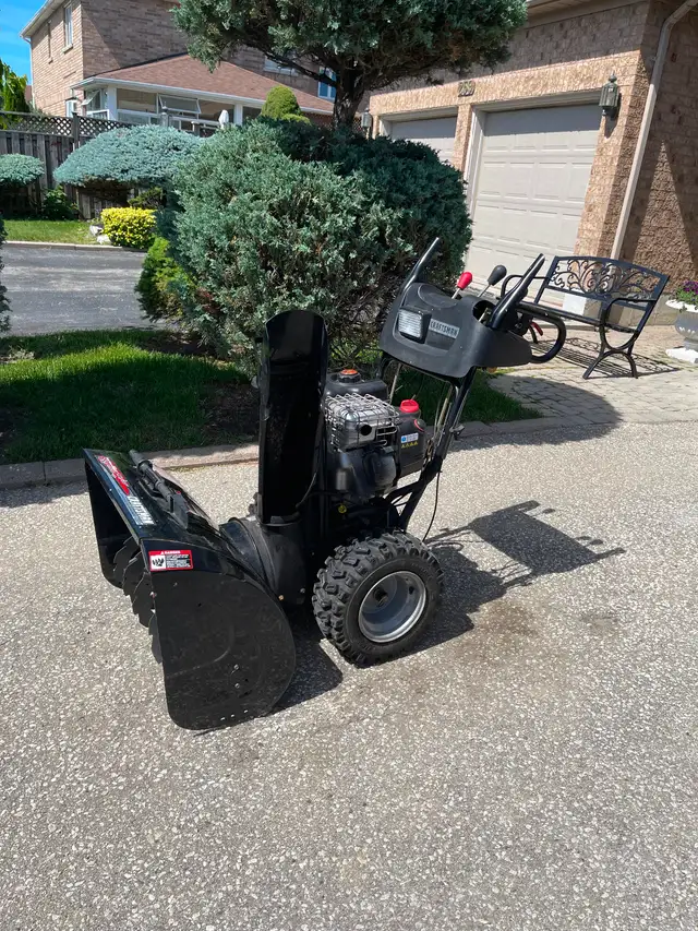 SNOW BLOWER CRAFTSMAN
