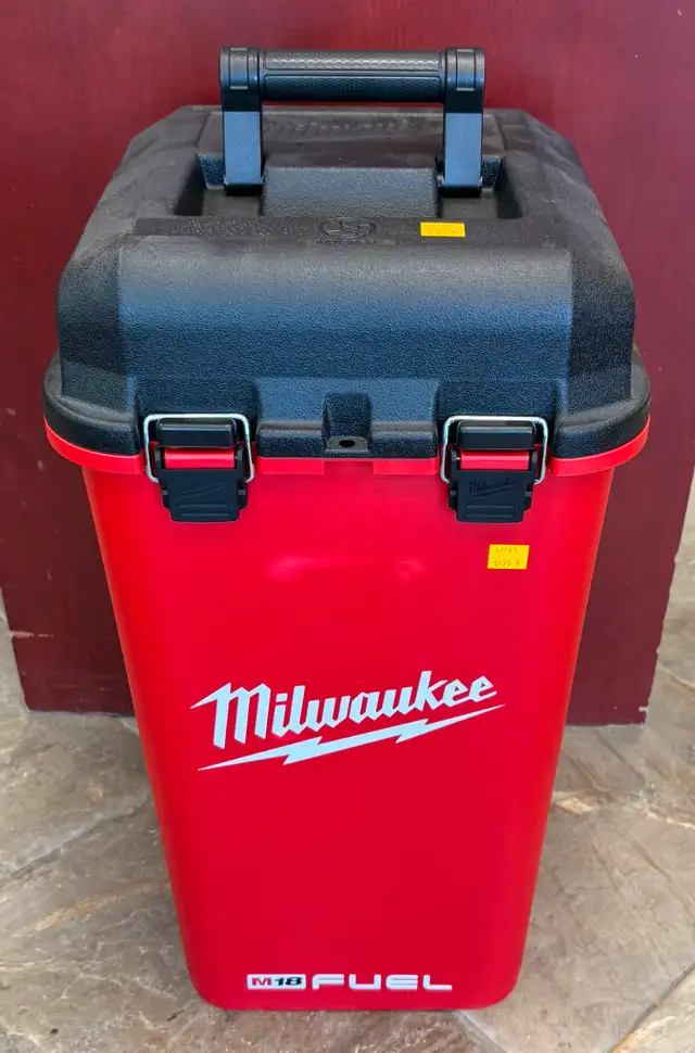 NEW Milwaukee 2772-20 Cordless Drain Snake Complete Kit