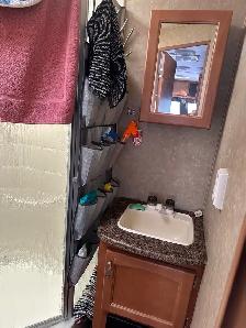 travel trailer - Photo 4