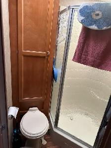 travel trailer - Photo 5