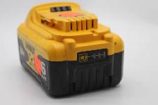 DeWalt (2019) XR 20v 6.0 ah Battery (#44320) - Photo 4
