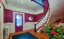 All-Inclusive 2 Bed, Historic Manor - Vine St, St. Catharines - Photo 2