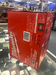 Milwaukee 2361-20 Flood Light @ Cashopolis!! - Photo 2