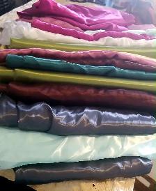 19 Silk Curtains in Assorted Colours – $200 for All - Photo 2