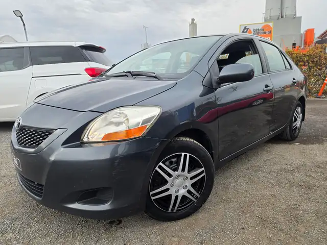 2010 Toyota Yaris PETIT BUGET ECONO