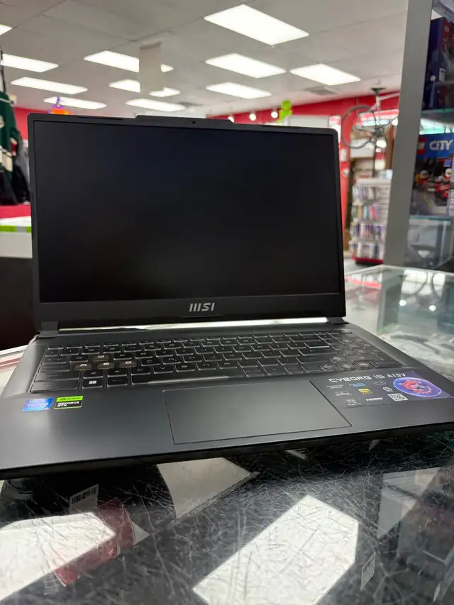 Ordinateur Portable MSI RTX 4050