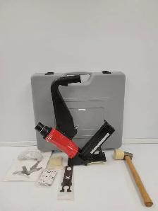 (B732) Samona Floor Nailer