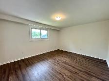 ALL UTILITIES INCLUDED Spacious Main Floor in Niagara Falls! - Photo 16