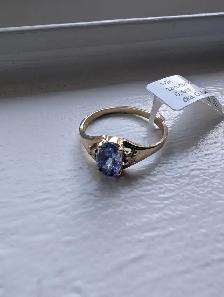 Brand New 10K Yellow Gold Tanzanite Ring For Sale - Photo 3