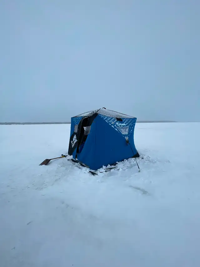 ICE FISHING SET UP FOR SALE