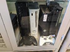 Xbox 360 systems with one controller