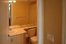 1 1 Condo with 2 bathrooms for RENTBathurst St & Centre St - Photo 3