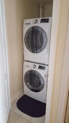 1 1 Condo with 2 bathrooms for RENTBathurst St & Centre St - Photo 7